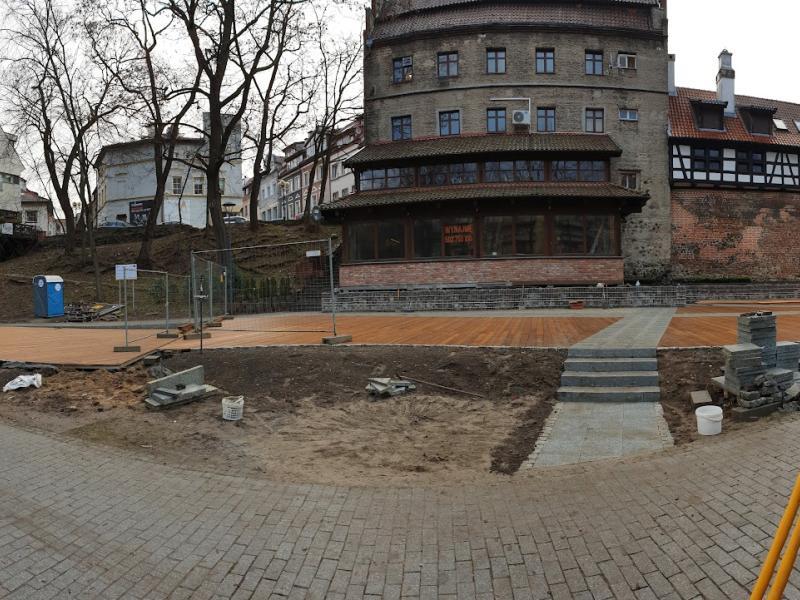 Budowa małej architektury na terenie Starego Miasta w Olsztynie 03